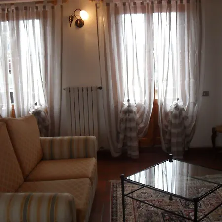 La Loggia - Gloria -adults Only